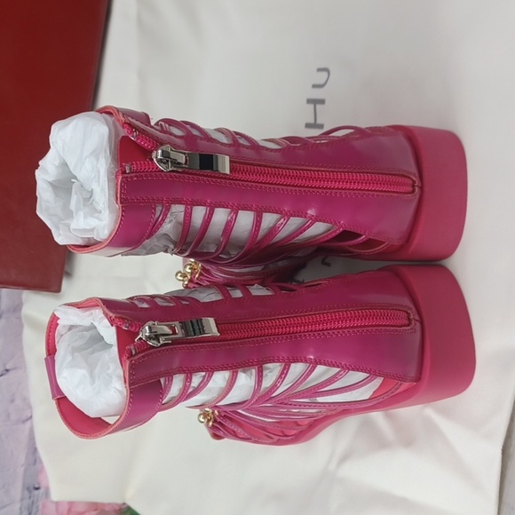 COPY - Vivienne Hu VHNY Leather Cage Sandals Fuchsia NIB - Picture 5 of 15
